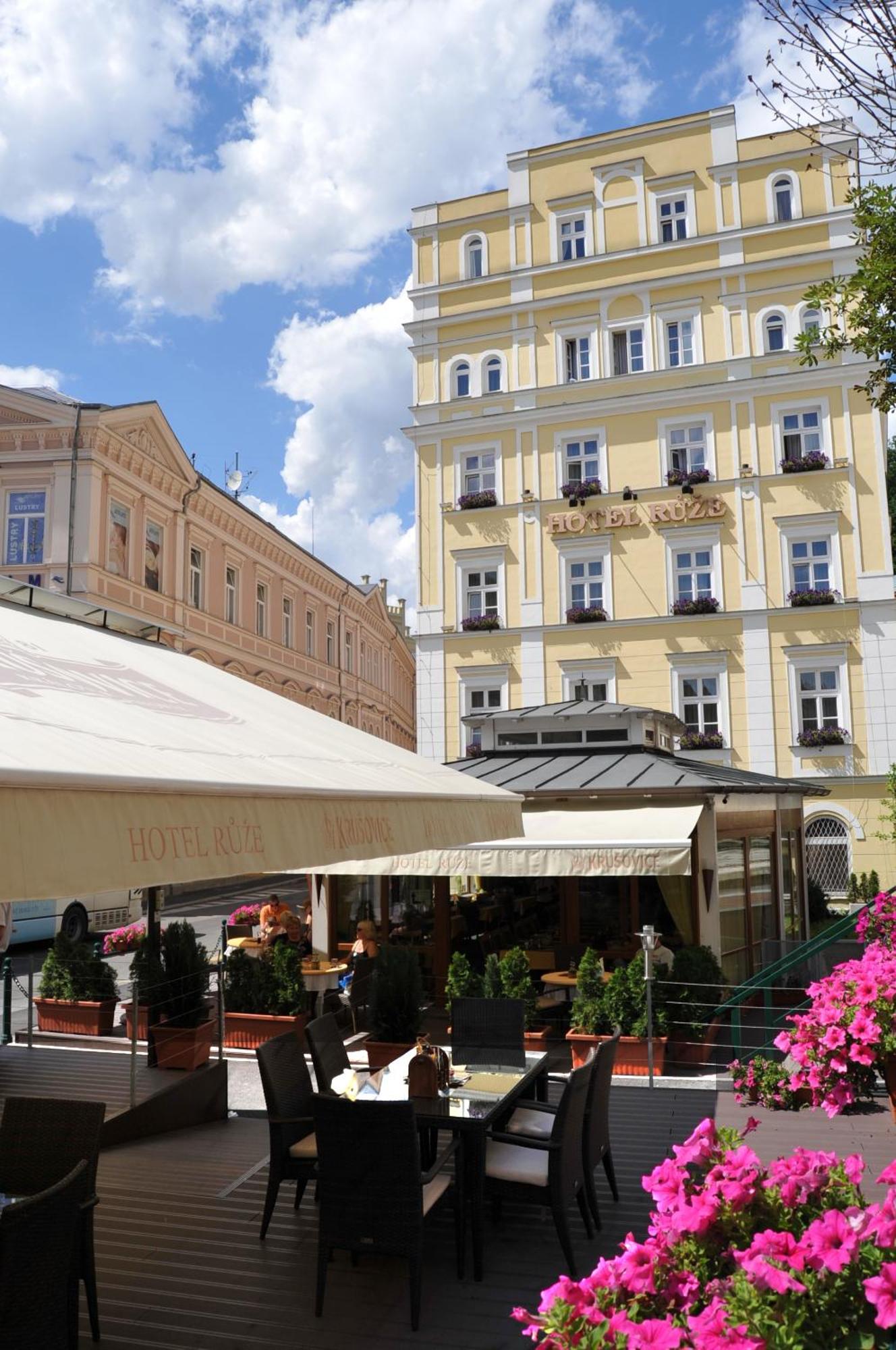 Hotel Ruze Karlovy Vary Exterior foto